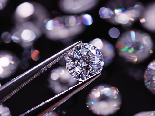 Las 4C's en diamantes: la guía definitiva para elegir el anillo de compromiso perfecto
