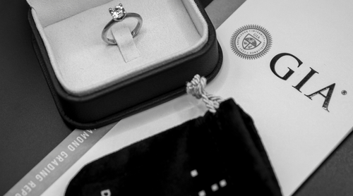 Certificación GIA: La garantía de un diamante auténtico